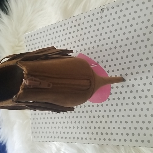 Fringe Peep-Toe Heels - Picture 3 of 5